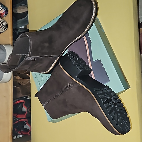 Kenzie Kasha Brown Size 10 Women’s‎ Ankle Booties - Picture 5 of 5